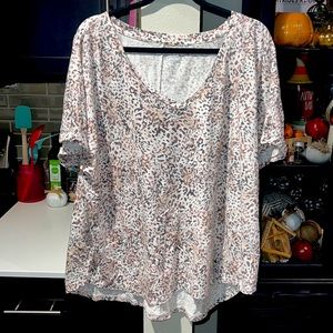 Animal print oversized tee